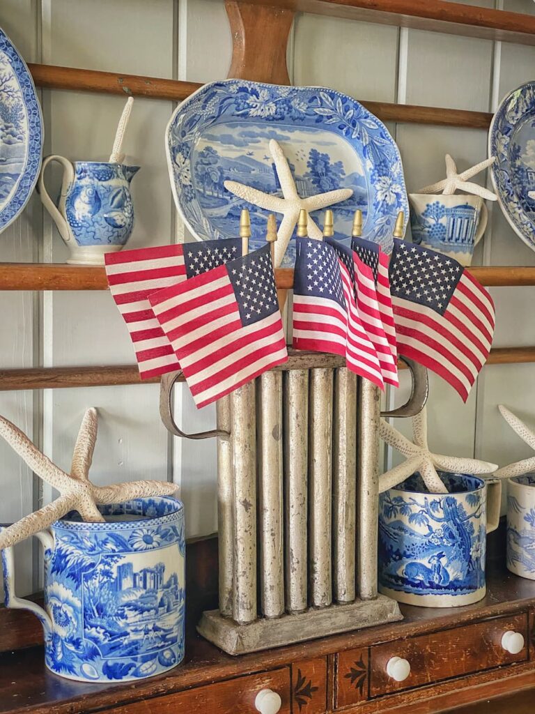 Coastal Maine cottage with patriotic decor