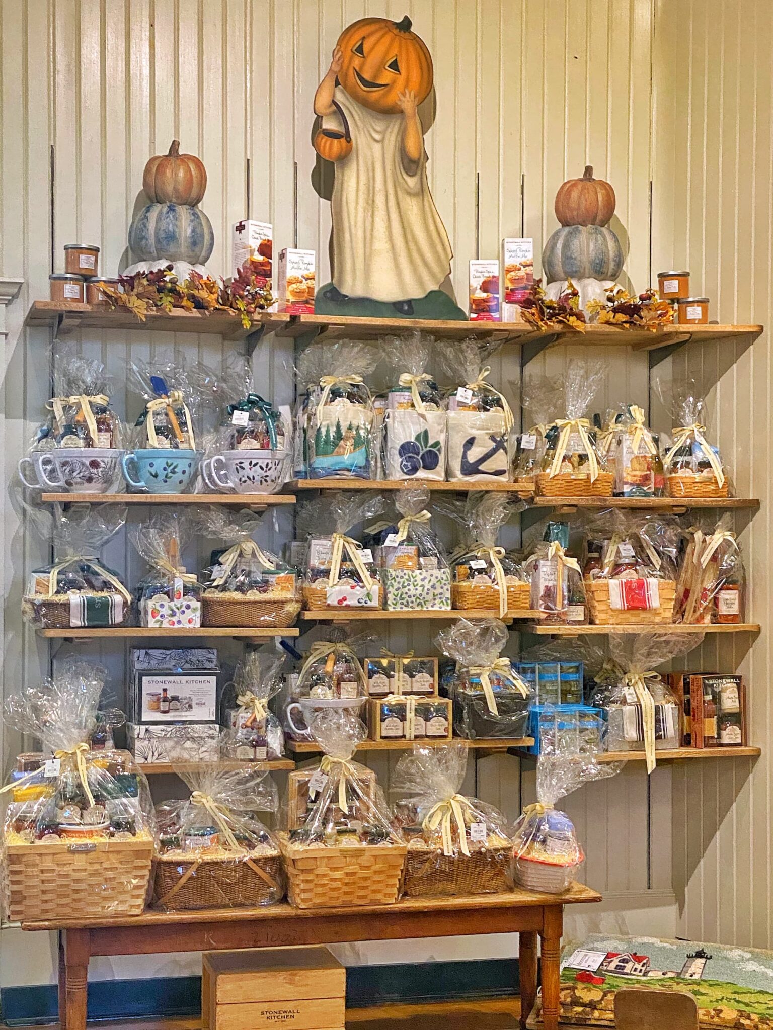 From Maine To Your Home With Stonewall Kitchen Molly in Maine