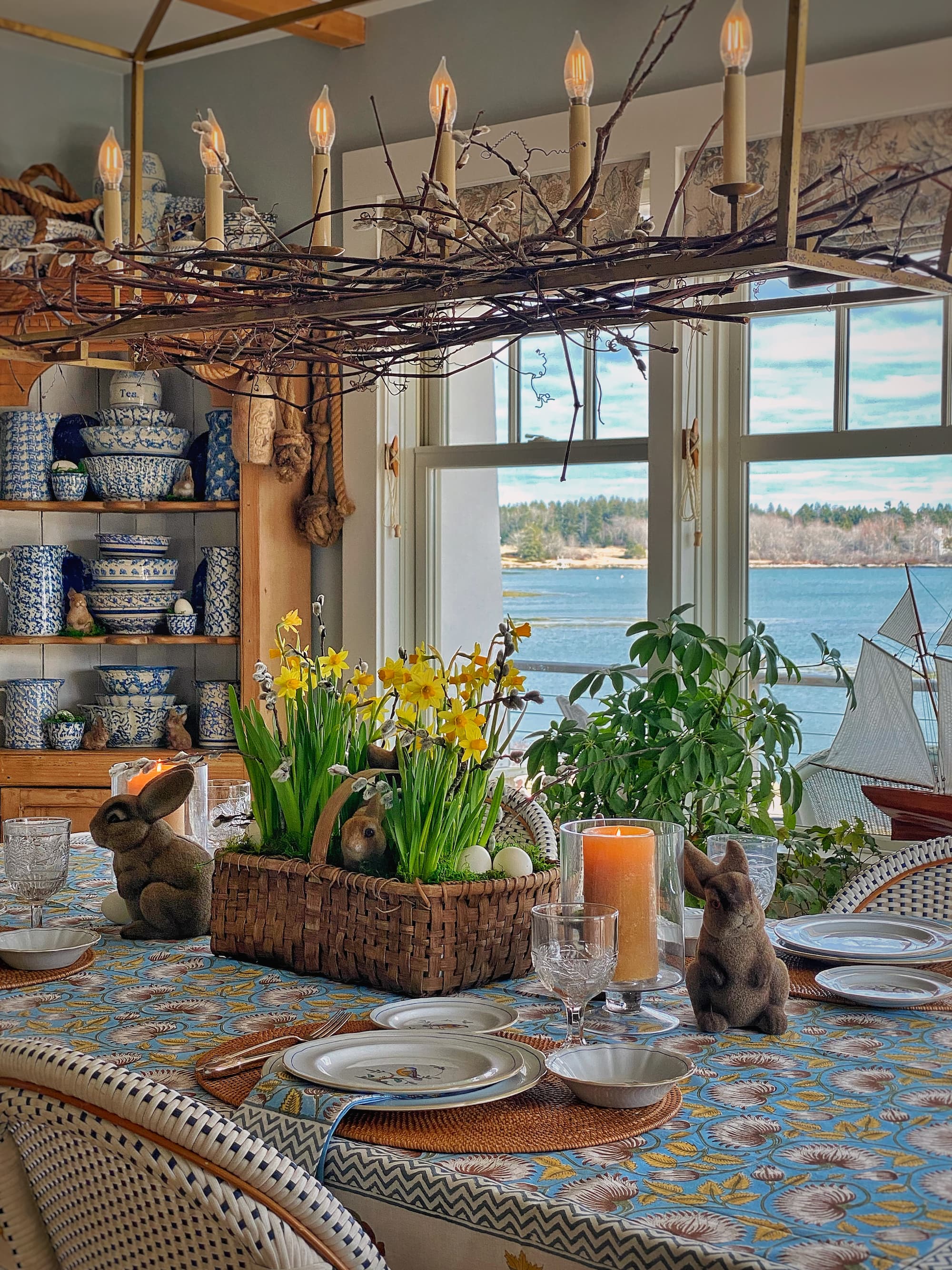 Thrifty Easter Decor and Tablescape Ideas for the Blue Cottage