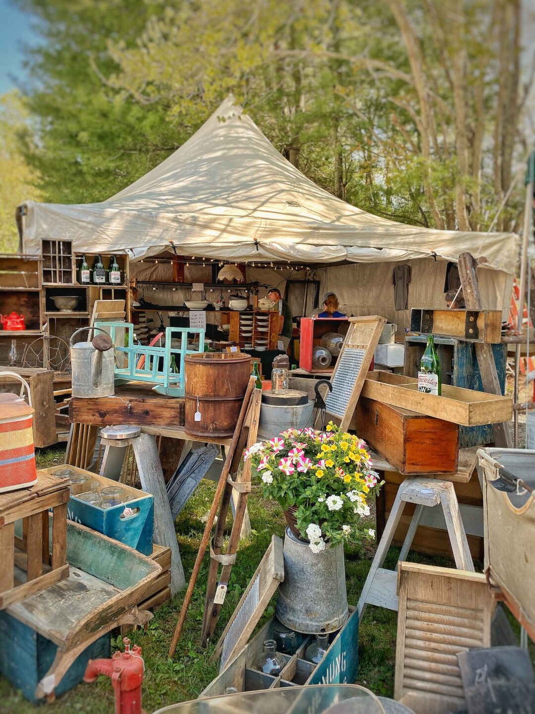 Let's Go to the Brimfield Flea Market Together! Molly in Maine