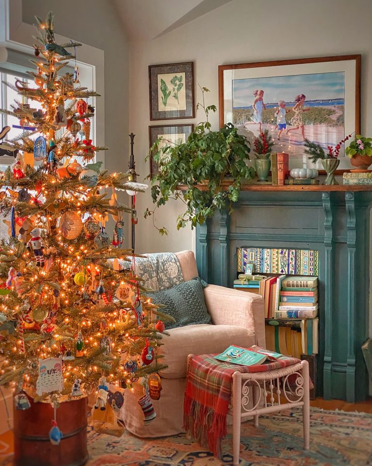 Personality, Meaning, and Joy | Decorating Your Christmas Tree