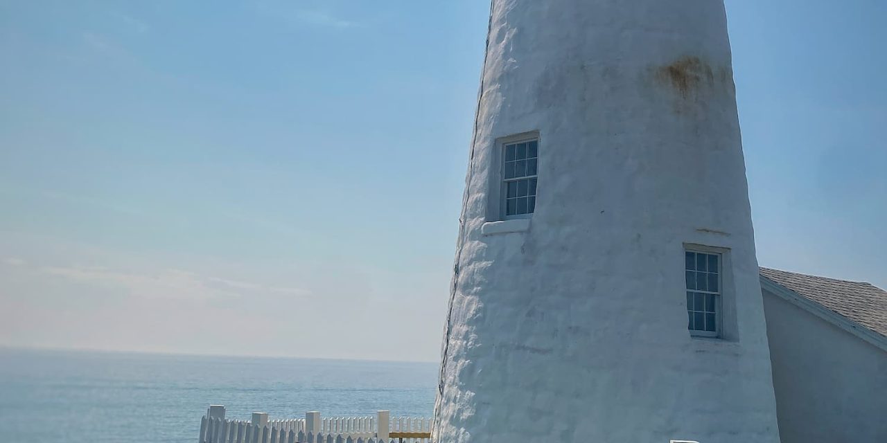 Lunch, A Lighthouse, Antiques and Art |  A Day in Bristol, Maine!