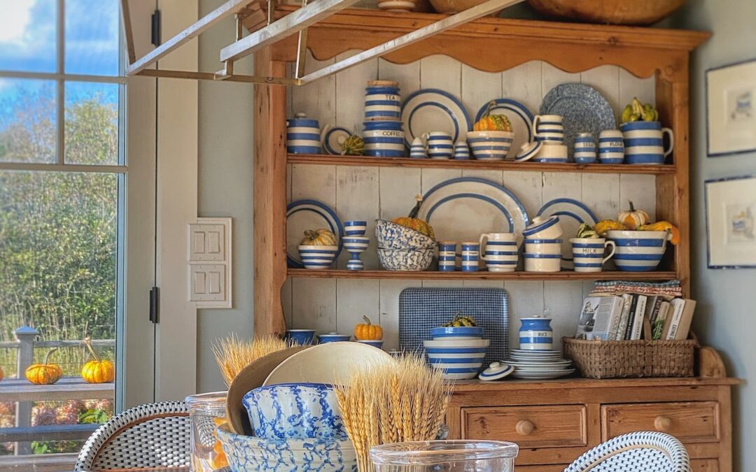 A Cheery Table Setting Inspired by the Colors of Coastal Maine Fall