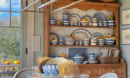 A Cheery Table Setting Inspired by the Colors of Coastal Maine Fall