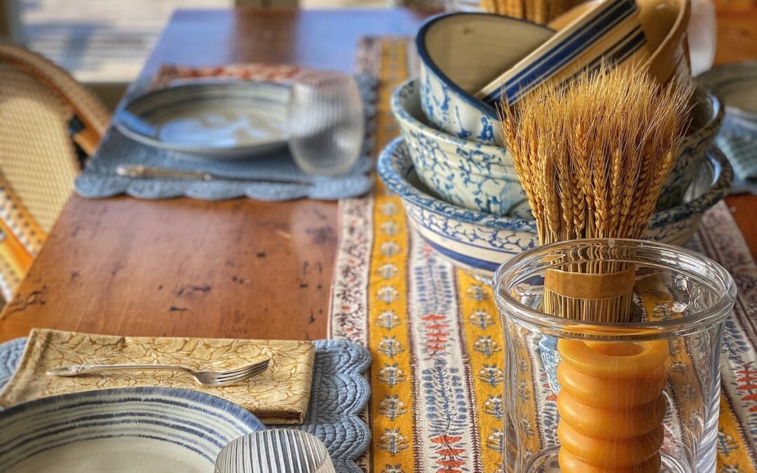 A Cozy Coastal Maine Fall Table — Warm Autumn Colors and a Simple Transition for Thanksgiving