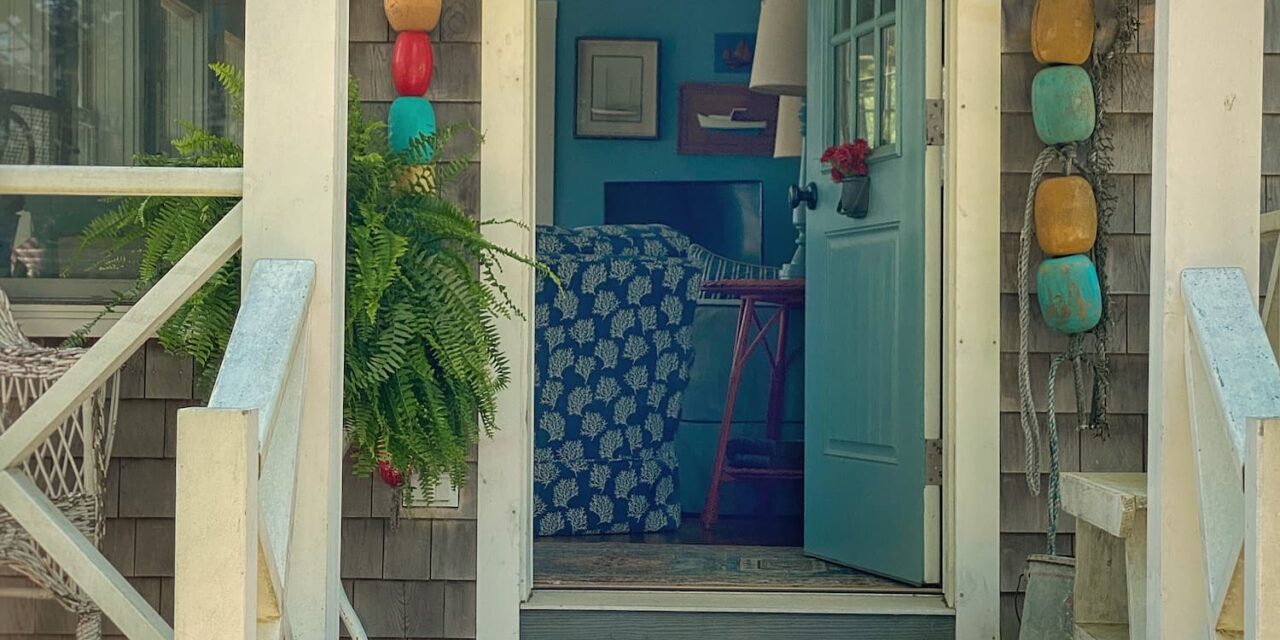 Around My Maine Cottage | Summer Guests, Coastal Finds & a Little Something for the Dogs