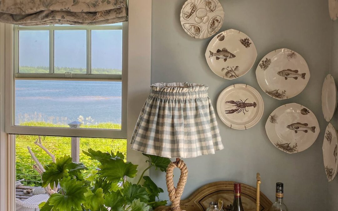 How to Sew an Easy Cottage-Style Slipcover for a Lampshade