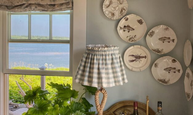 How to Sew an Easy Cottage-Style Slipcover for a Lampshade