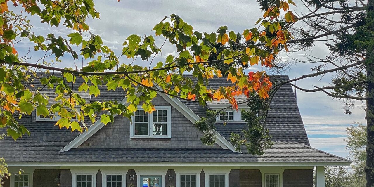 Simple Fall Switches | Cozy Guest Beds & Doorstep Decor