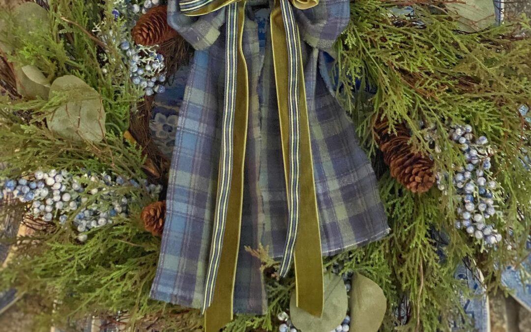 A Quiet Coastal Maine Christmas in the Dining Room